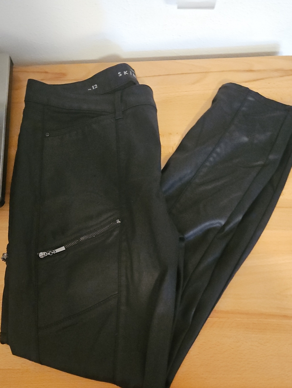 White House Black Market Black Skinny Pants 12